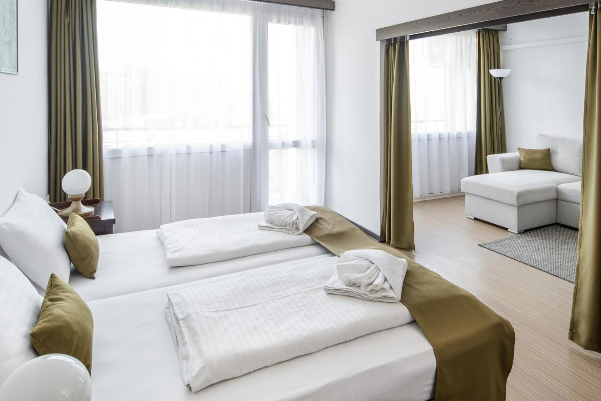 Hotel Europa Siofok Exterior photo